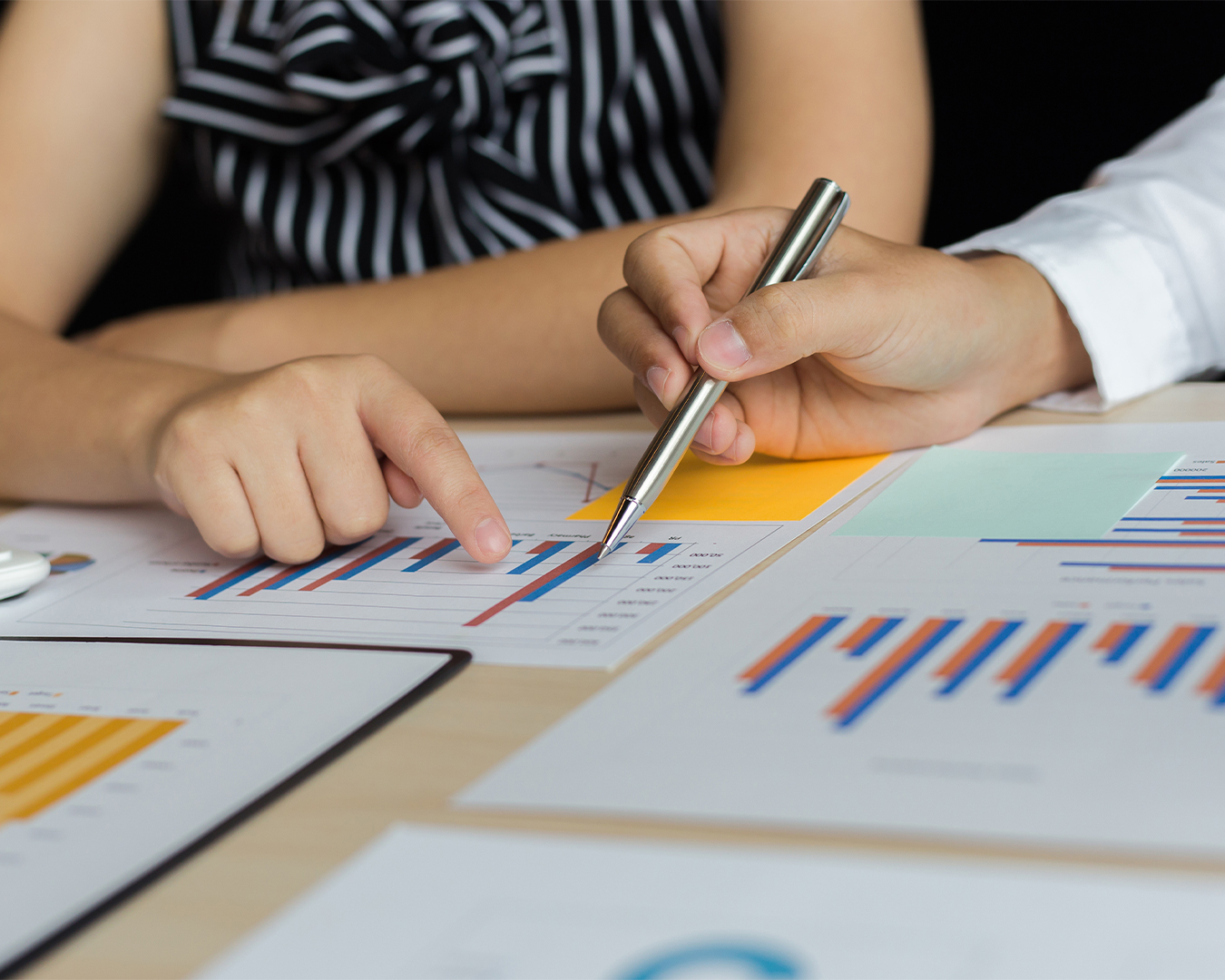 Mesa de trabajo 4mercado